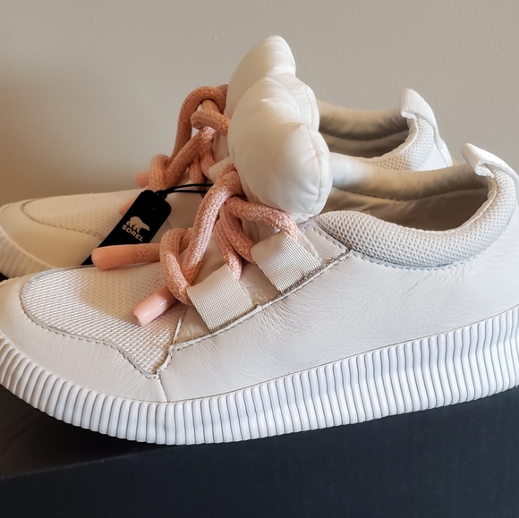 Sorel - Picture 2 of 5